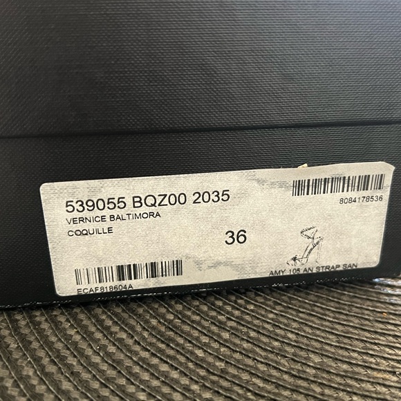 New beige patent Amy heel - Picture 5 of 9